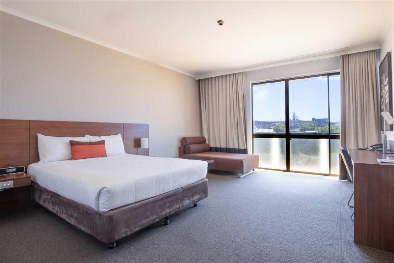 Ibis Styles Mt Isa Verona Mount Isa Exterior photo