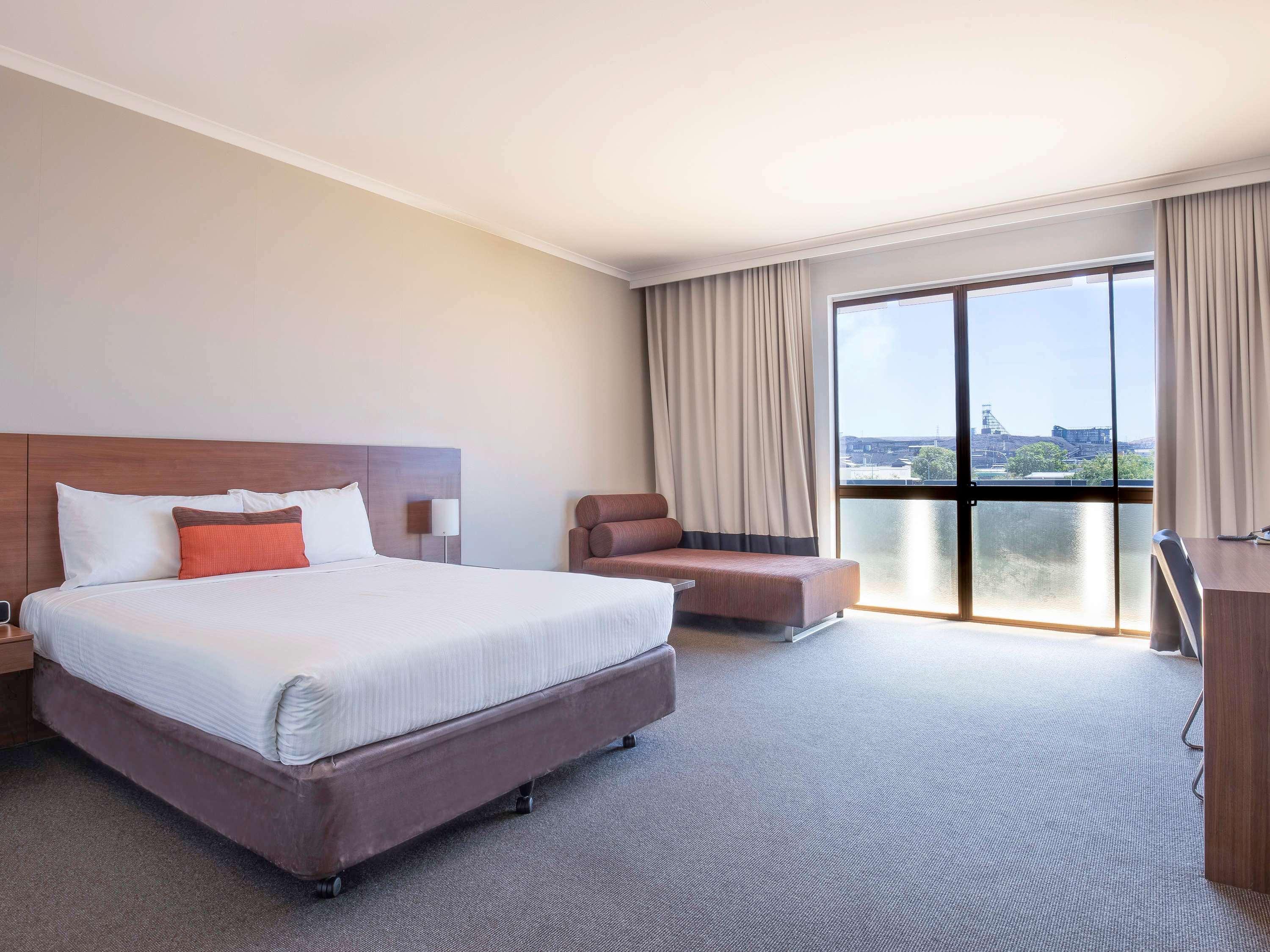 Ibis Styles Mt Isa Verona Mount Isa Exterior photo