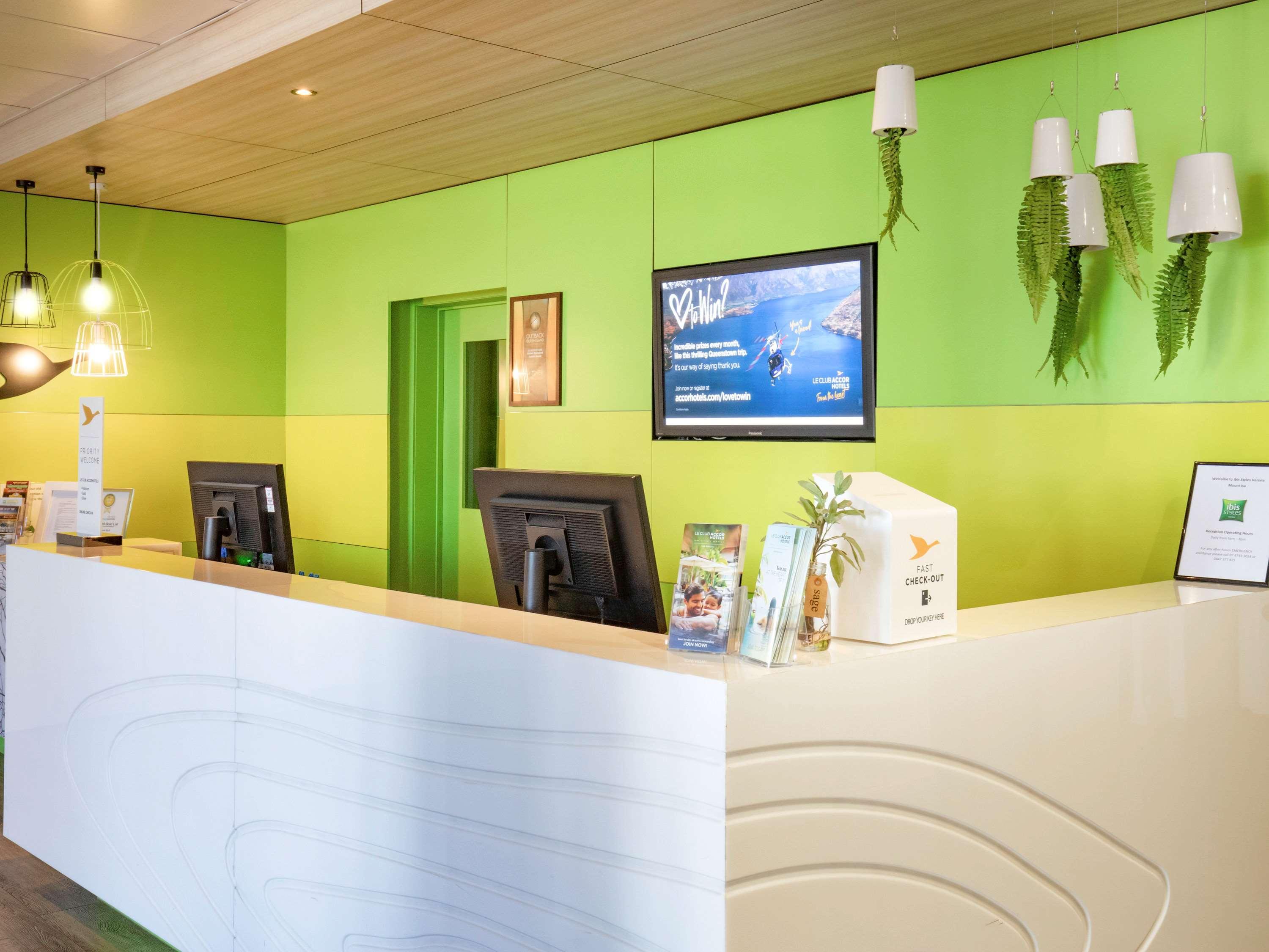 Ibis Styles Mt Isa Verona Mount Isa Exterior photo